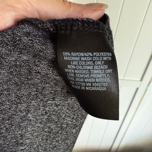 Mossimo Womens Space Dye Fitted Tee Gray Black Size S Thin Nice - Picture 8 of 8